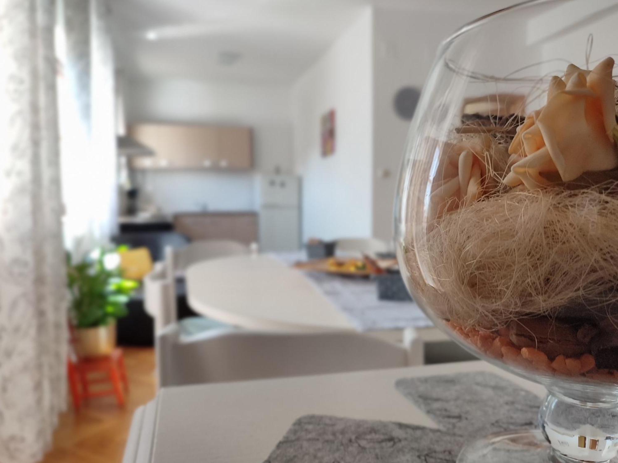 Apartment F&m